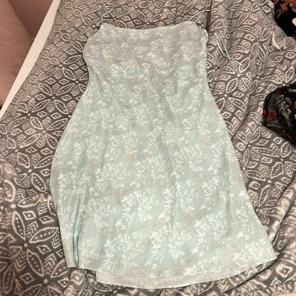 This is a size small dress that I bought on Laura’s boutique